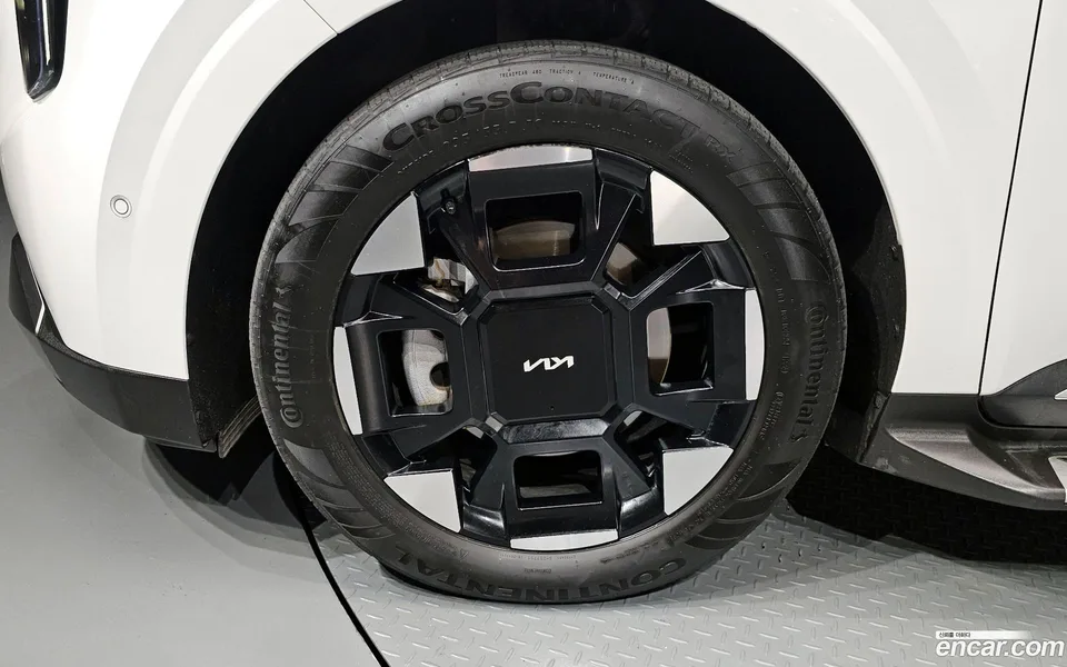 Kia Carnival HEV 9 2024 — thumbnail 2