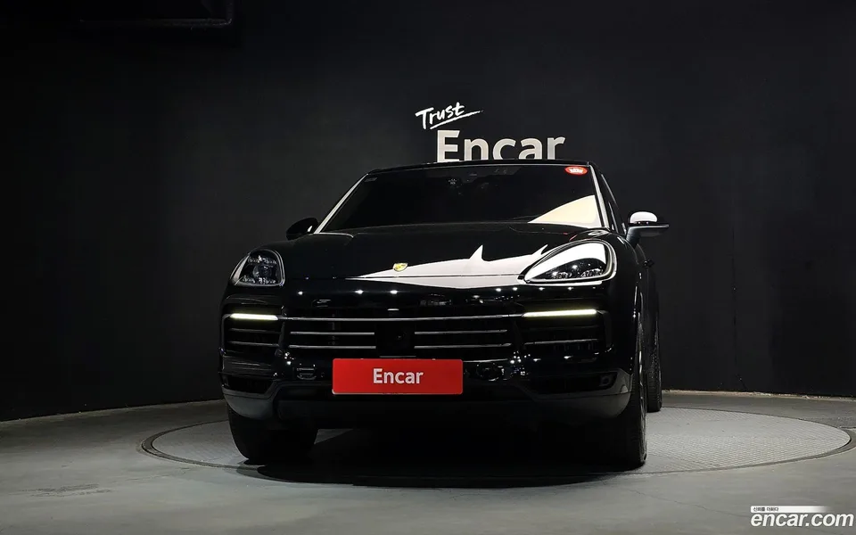 Porsche Cayenne 3.0 E- 2023 — миниатюра 3