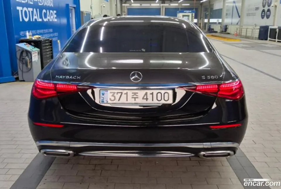 Mercedes-Benz S-Class S580 4MATIC 2023 — thumbnail 3