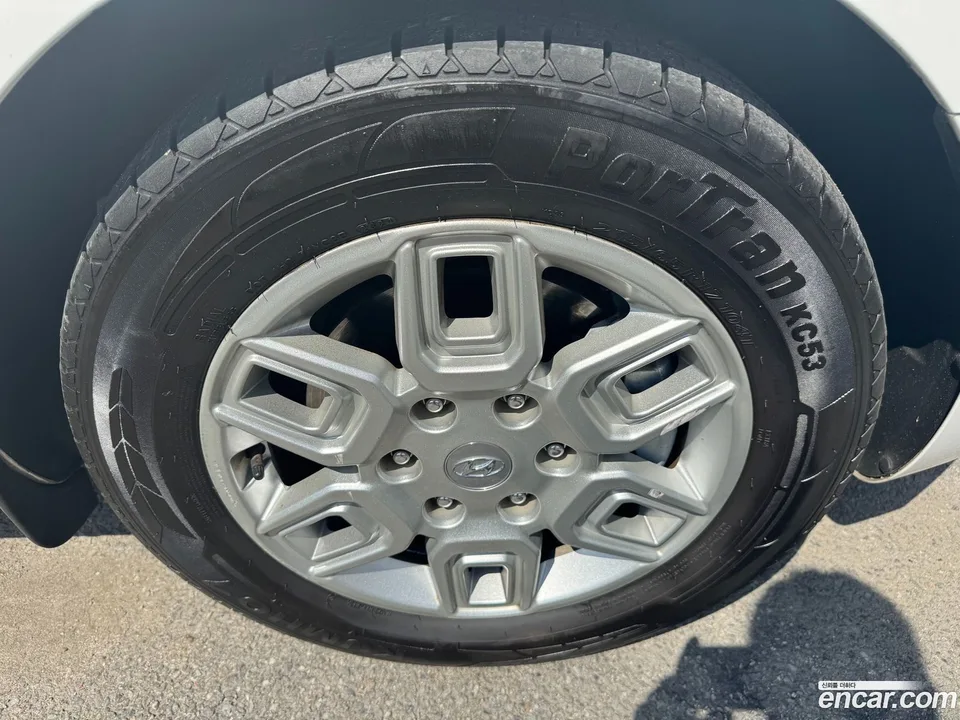 Hyundai Staria L3.5 / 2022 — thumbnail 2