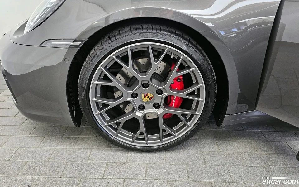 Porsche 911 (992) 4S 2022 — миниатюра 2