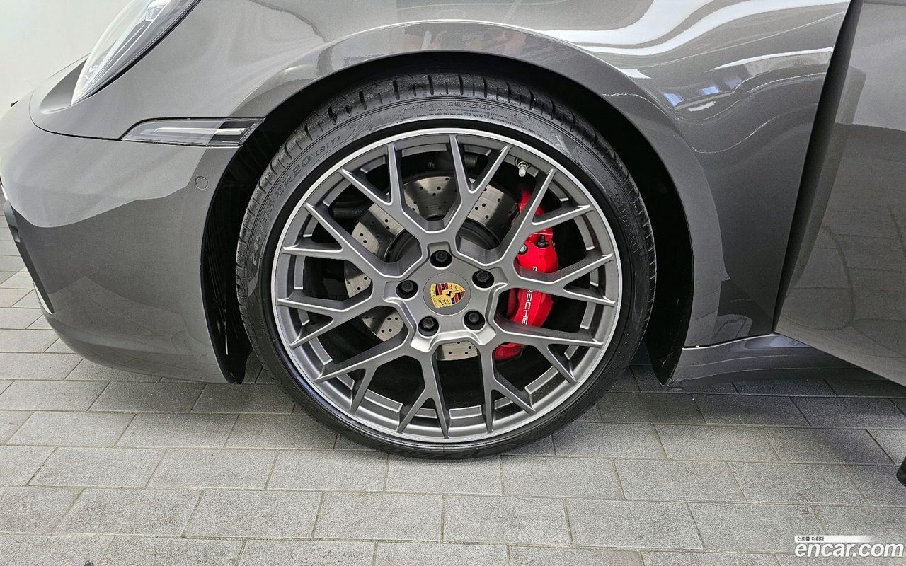 Porsche 911 (992) 2022 — 5