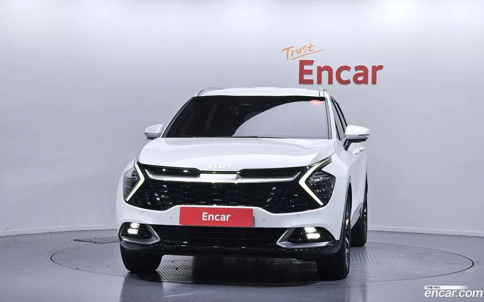 Kia Sportage Hybrid 2WD 2024 — миниатюра 3