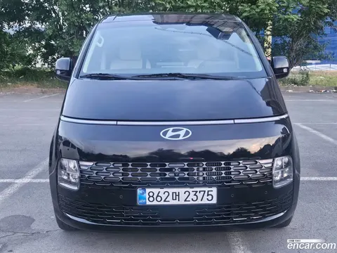 Hyundai Staria 2025 buy in Moscow
