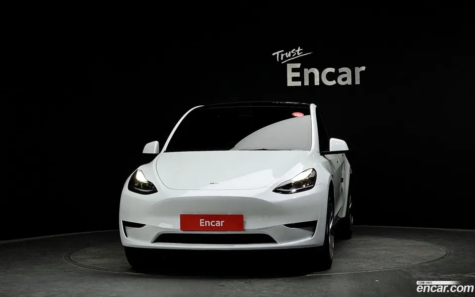 Tesla Model Y RWD 2024 — миниатюра 3
