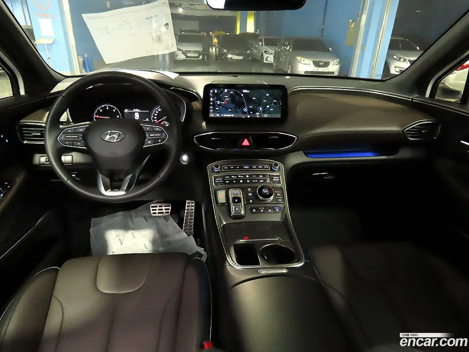 Hyundai SantaFe 2.2 2WD 2023 — миниатюра 5