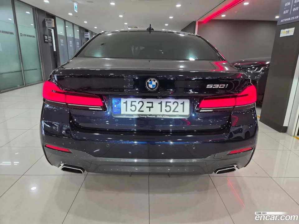 BMW 5 Series 530i M 2023 — миниатюра 4