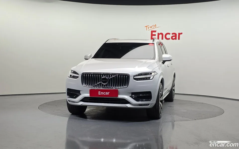 Volvo XC90 B6 2022 — миниатюра 3