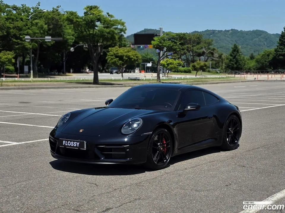 Porsche 911 (992) 2022