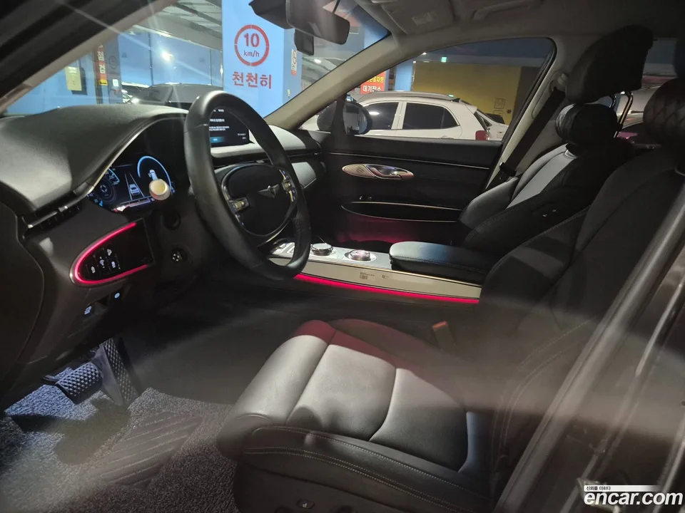 Genesis GV70 2.5T AWD 2022 — миниатюра 2