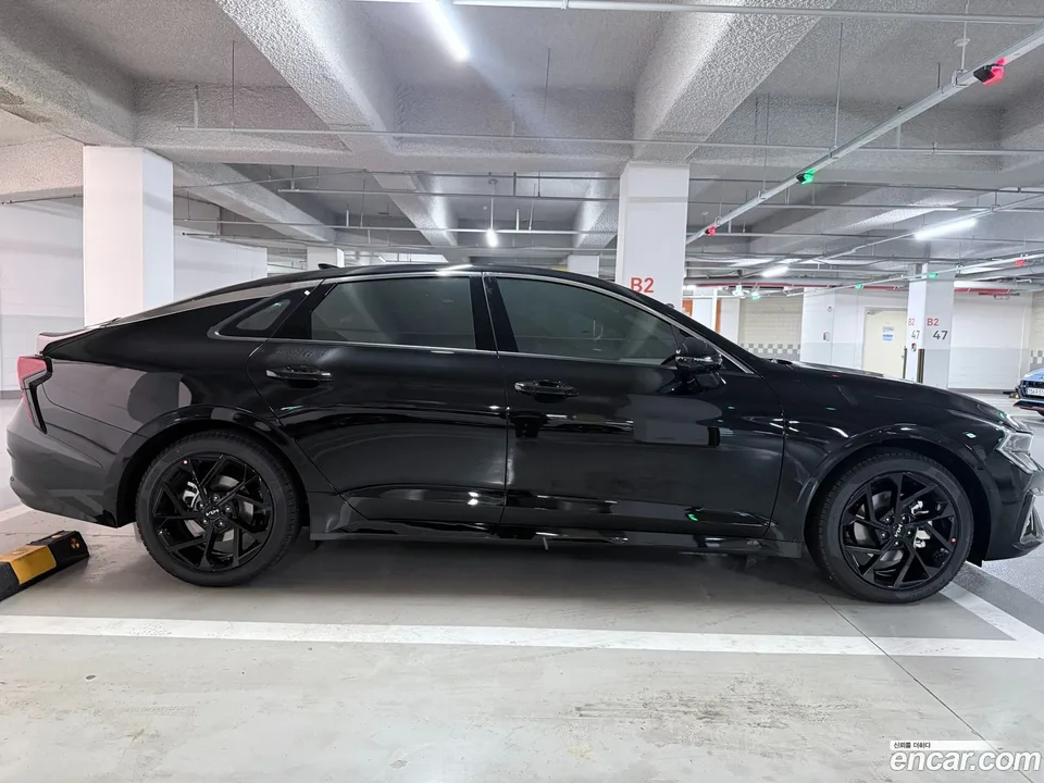Kia K5 Hybrid 2025 — thumbnail 3