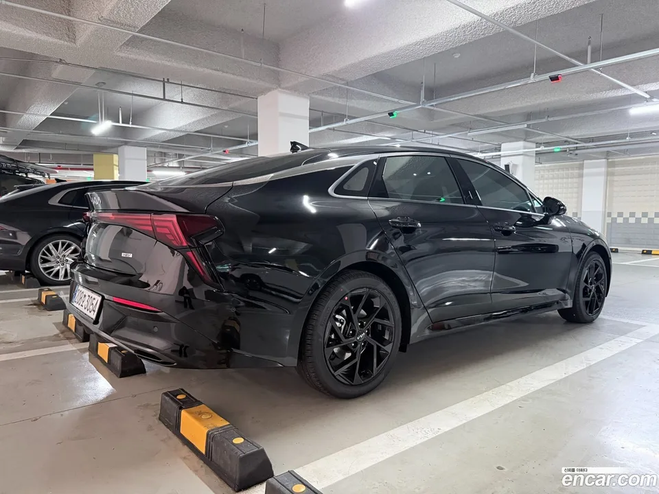 Kia K5 Hybrid 2025 — thumbnail 4