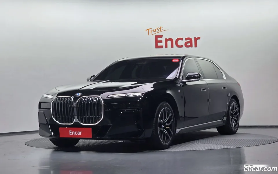 BMW 7 Series 2024