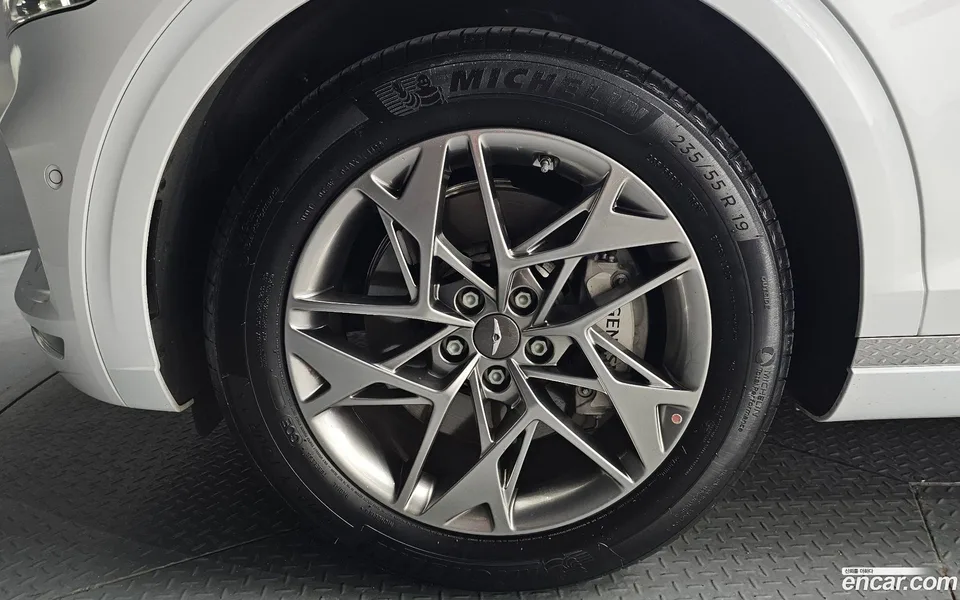 Genesis GV70 2.5T 2WD 2023 — миниатюра 5