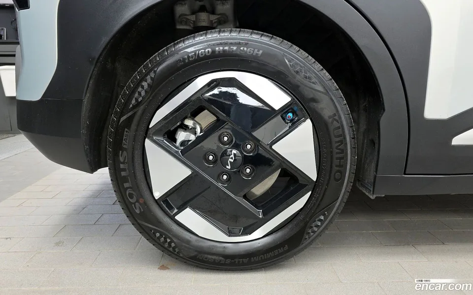 Kia EV3 2WD 2025 — миниатюра 5