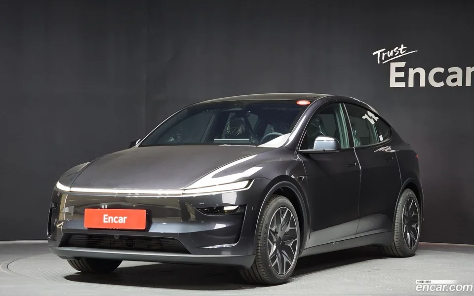 Tesla Model Y 2026