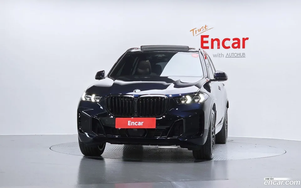 BMW X5 xDrive 40i M 2025 — thumbnail 3
