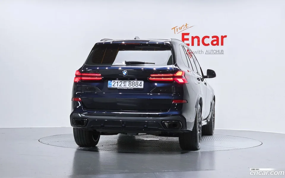 BMW X5 xDrive 40i M 2025 — thumbnail 4