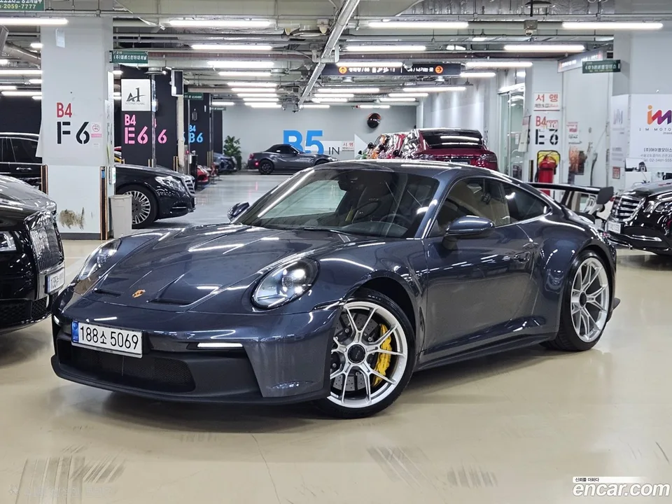Porsche 911 (992) 2022