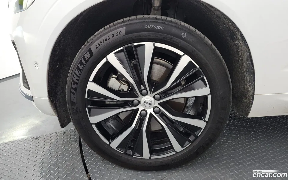 Volvo XC60 B6 2024 — миниатюра 2