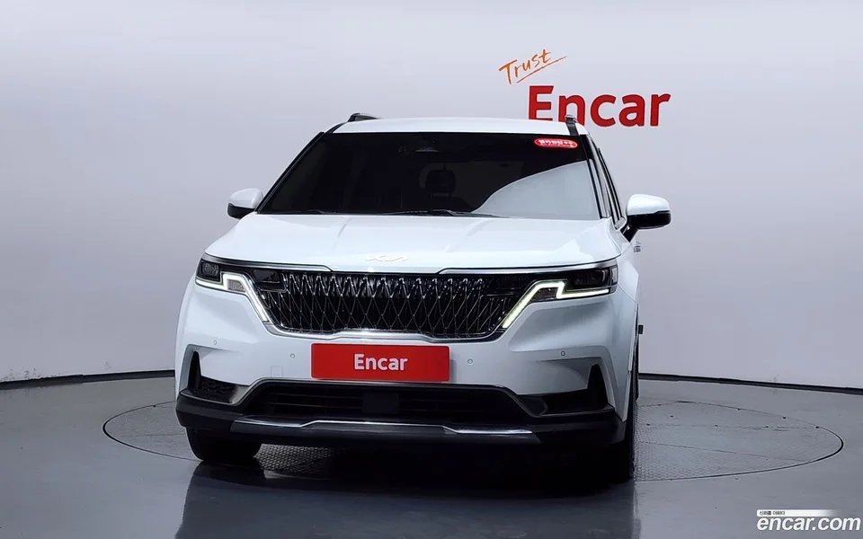 Kia Carnival 9 2022 — thumbnail 3