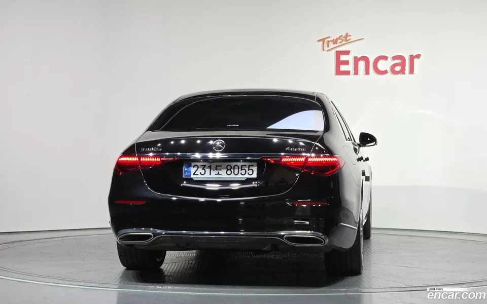 Mercedes-Benz S-Class S580e 4MATIC 2023 — thumbnail 4