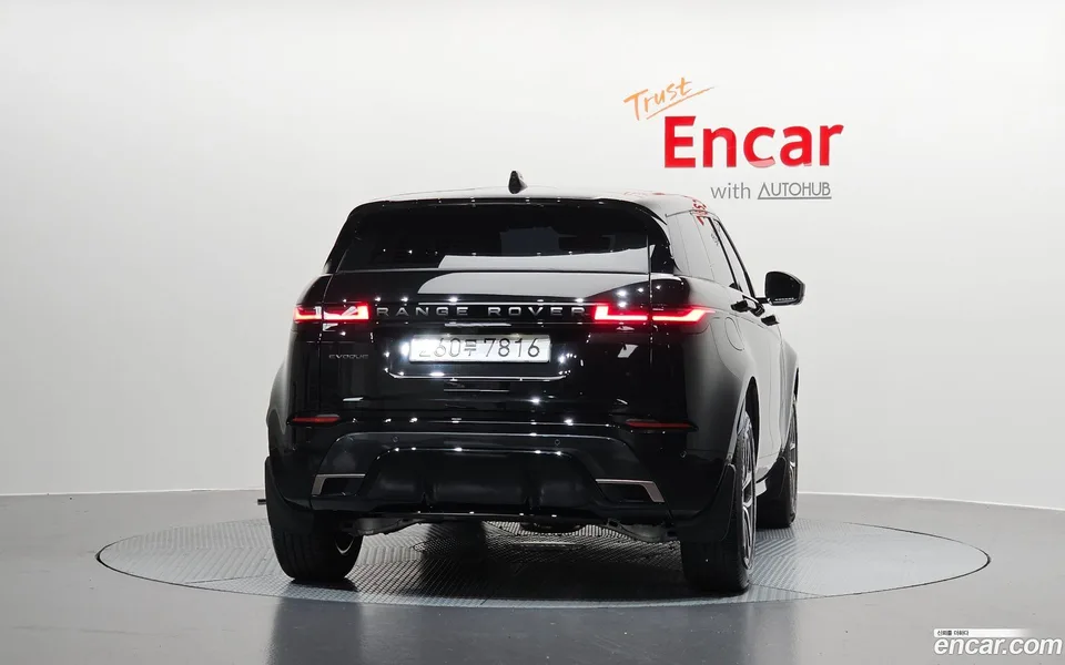 Land Rover Range Rover Evoque P250 SE 2025 — thumbnail 4