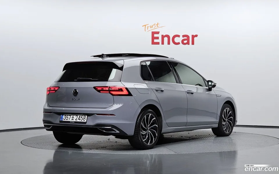 Volkswagen Golf 2.0 TDI 2024 — миниатюра 2