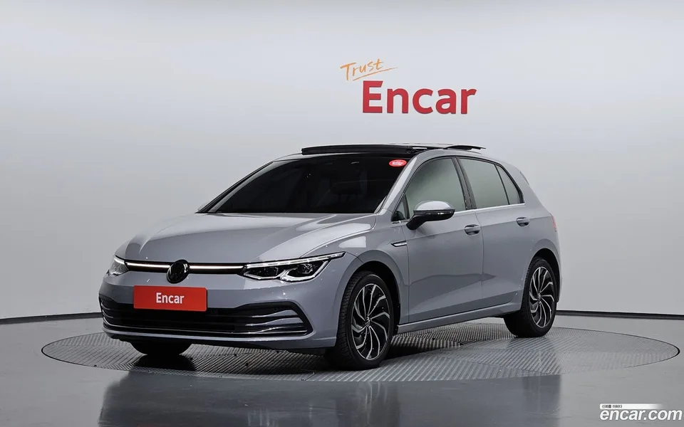Volkswagen Golf 2.0 TDI 2024 — фото 1, купить с доставкой в Москву