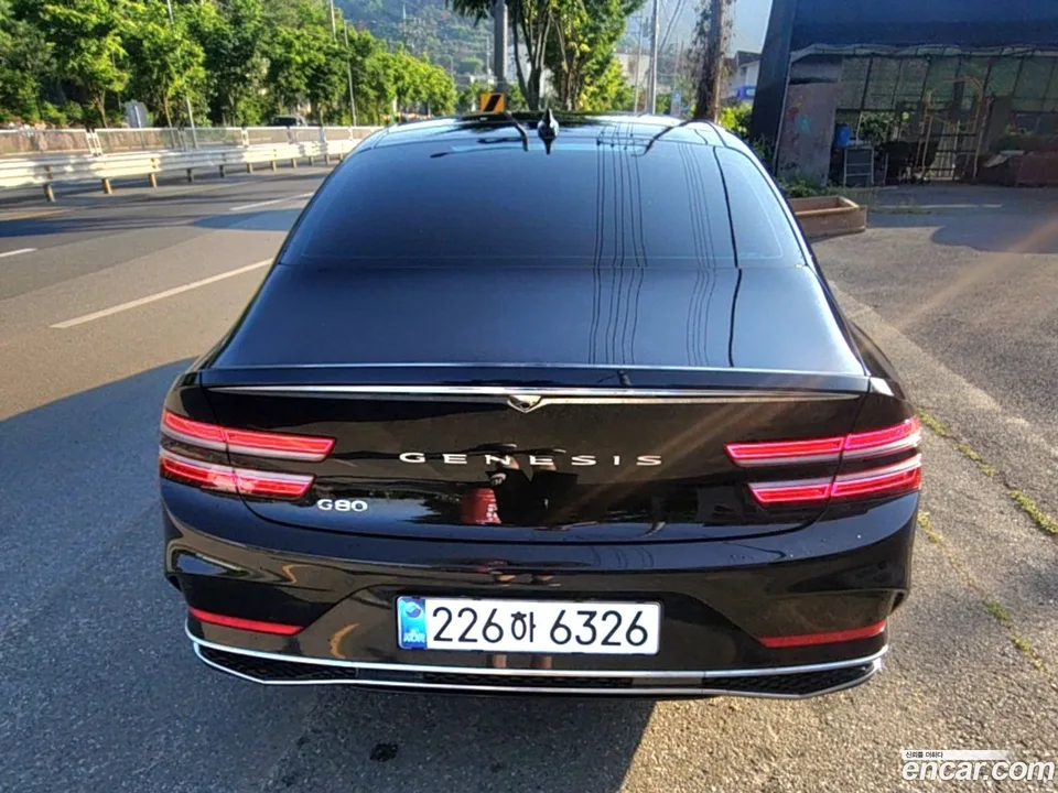 Genesis G80 2.5 2WD 2025 — миниатюра 2
