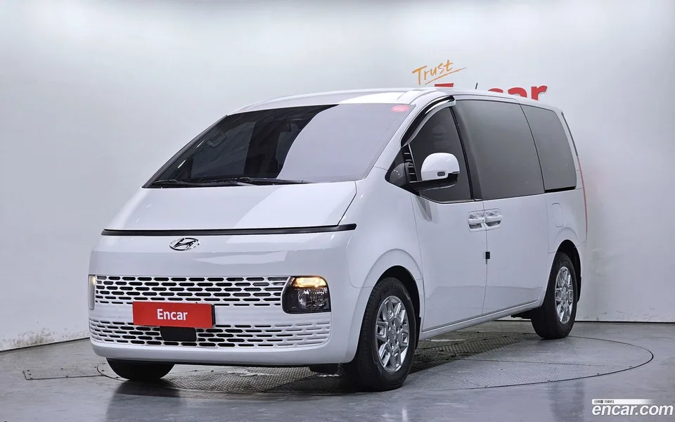 Hyundai Staria 2023