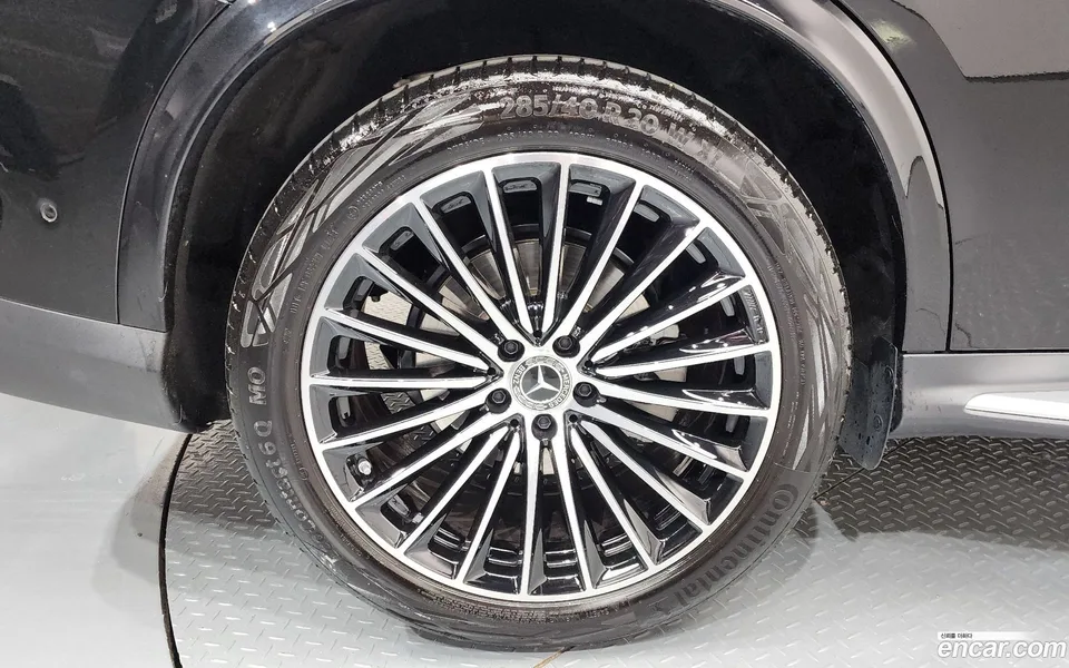 Mercedes-Benz GLC-Class GLC300 4MATIC 2024 — миниатюра 5