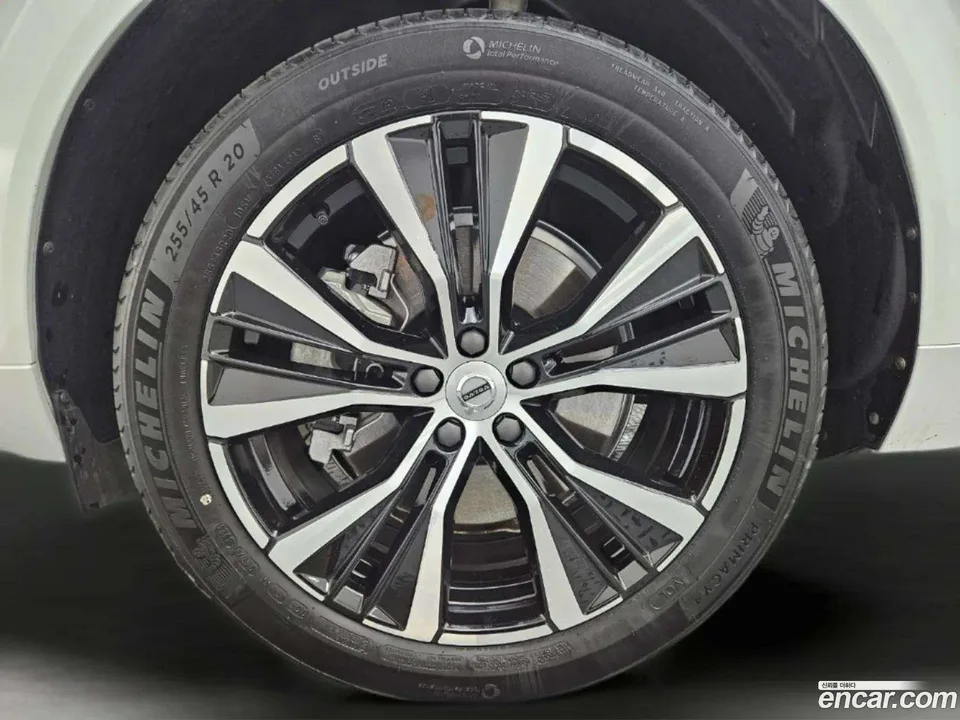 Volvo XC60 B6 2025 — миниатюра 2