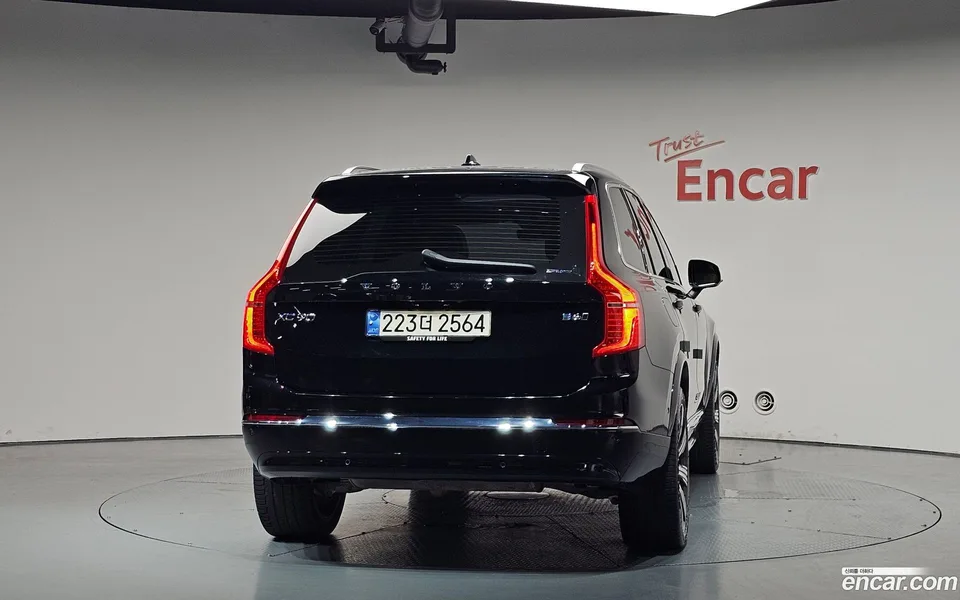 Volvo XC90 B6 2024 — миниатюра 4