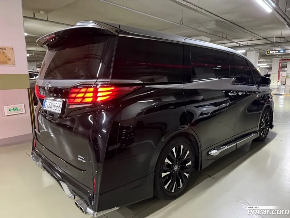 Toyota Alphard 2.5 HEV AWD 2025 — миниатюра 5