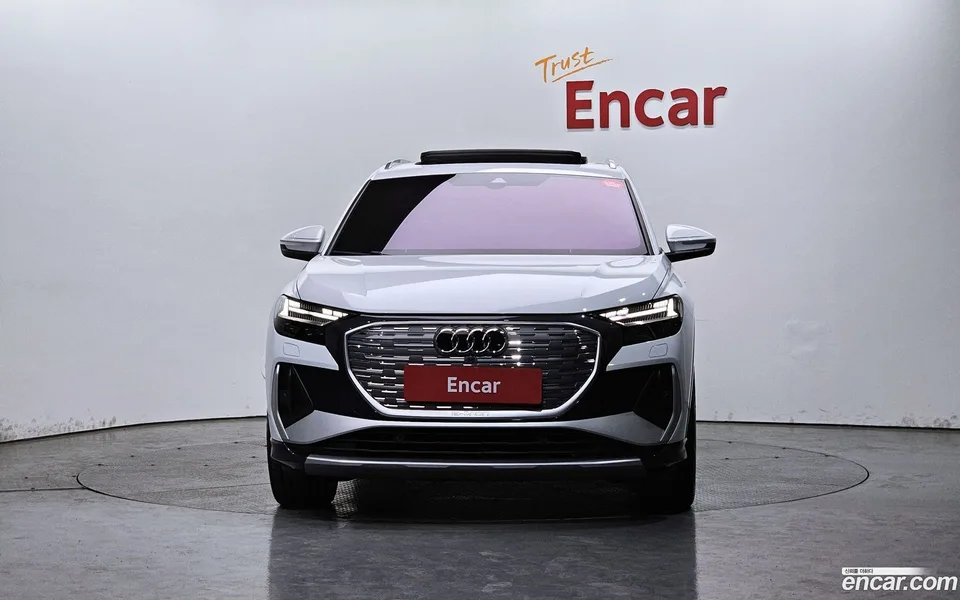 Audi Q4 e-tron 45 2025 — миниатюра 3