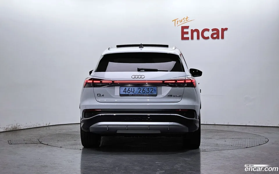 Audi Q4 e-tron 45 2025 — миниатюра 4