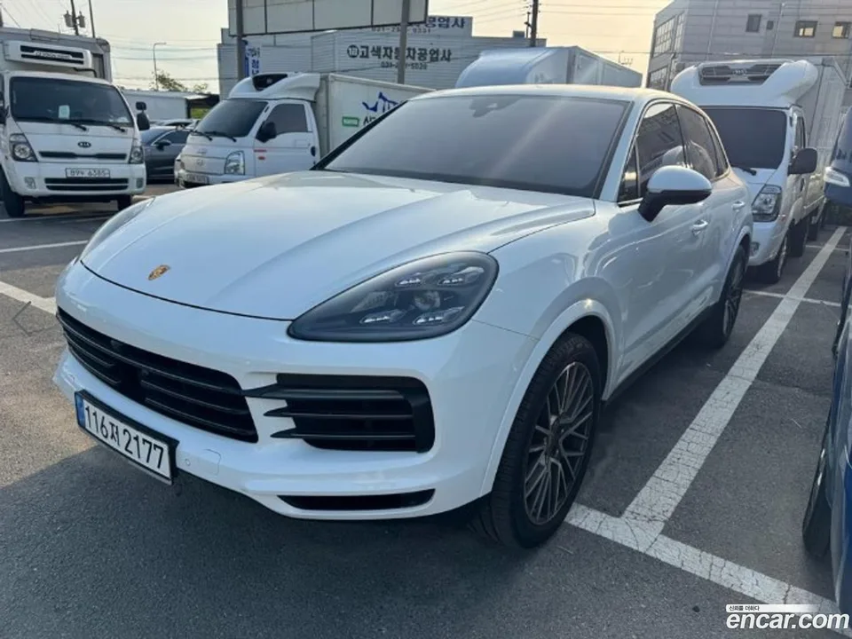 Porsche Cayenne 2023