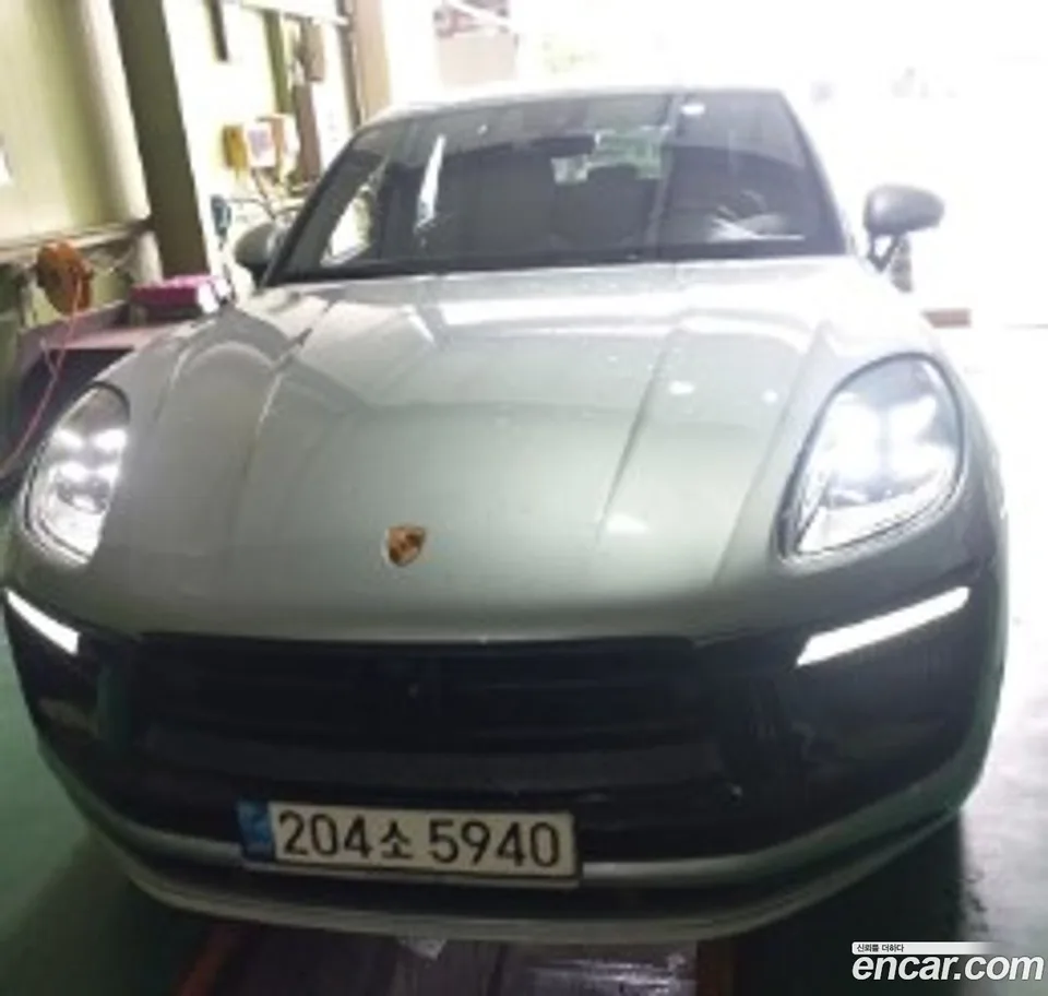 Porsche Macan 2022