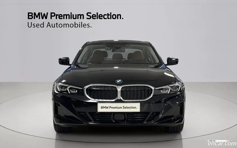 BMW 3 Series 320i 2025 — thumbnail 3