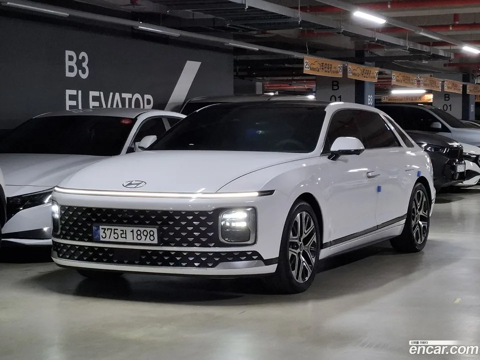 Hyundai Grandeur Hybrid 2023