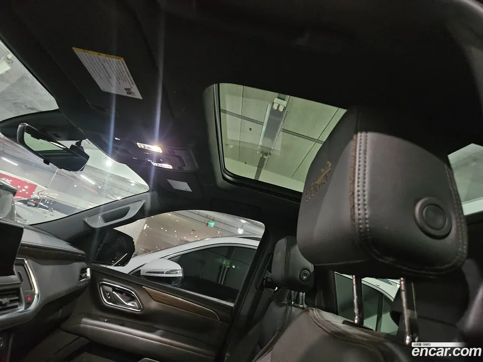 Chevrolet Tahoe 6.2 4WD 2022 — миниатюра 5