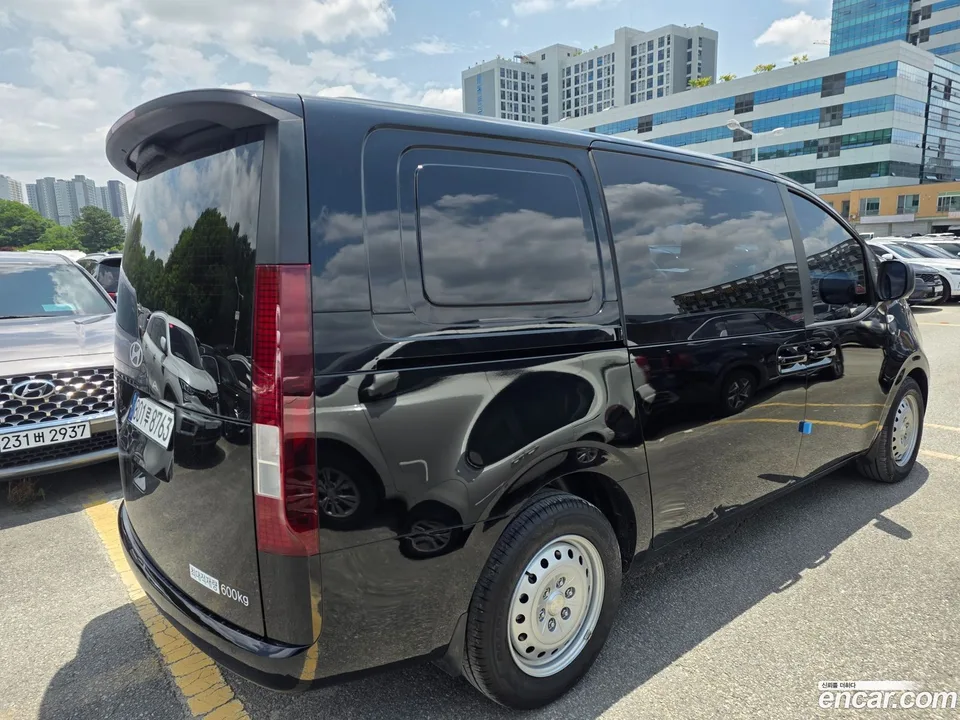 Hyundai Staria 5 2024 — миниатюра 5