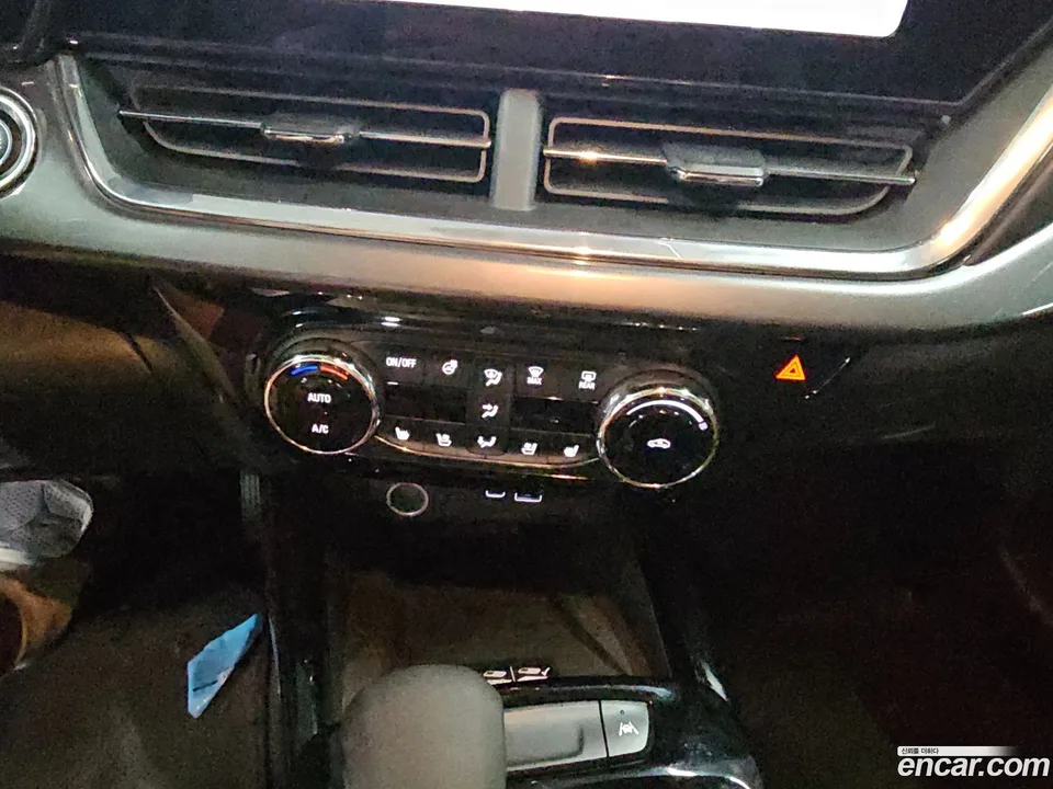 Chevrolet Trax Crossover 1.2 ACTIV 2023 — миниатюра 2