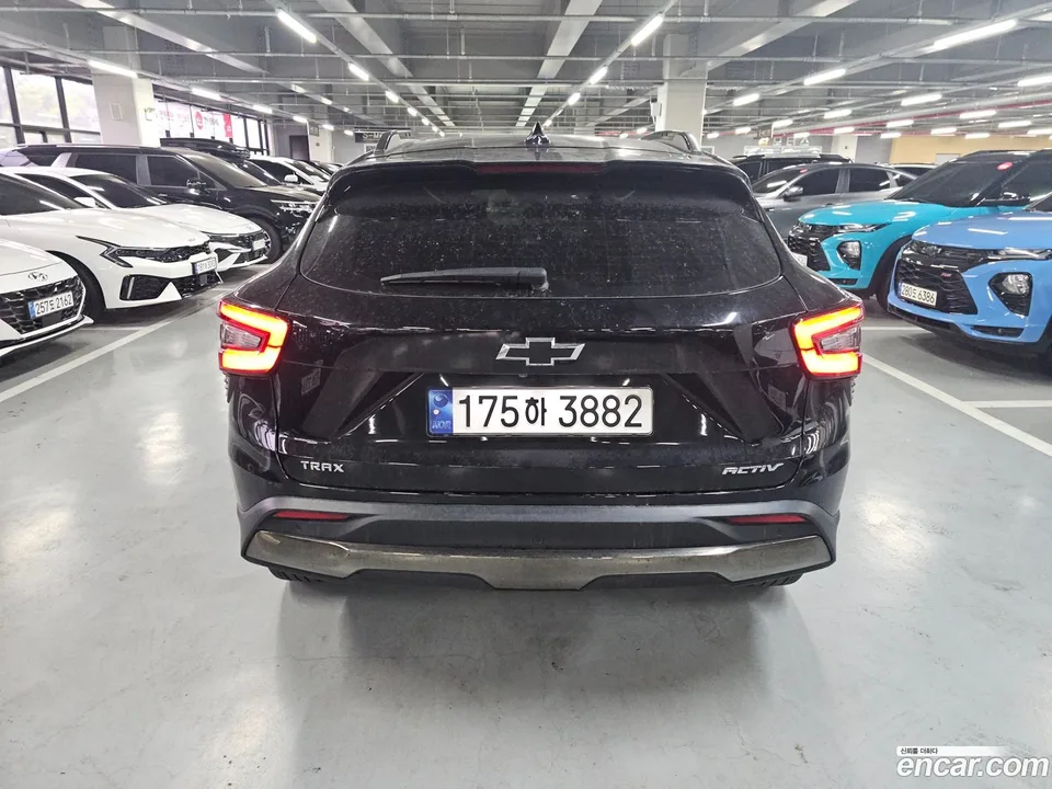 Chevrolet Trax Crossover 1.2 ACTIV 2023 — миниатюра 4