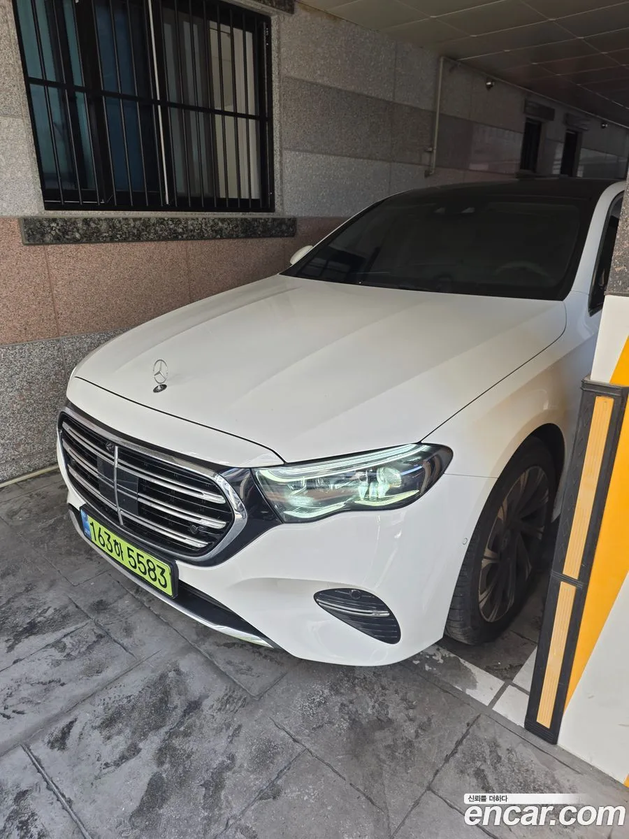 Mercedes-Benz E-Class 2025