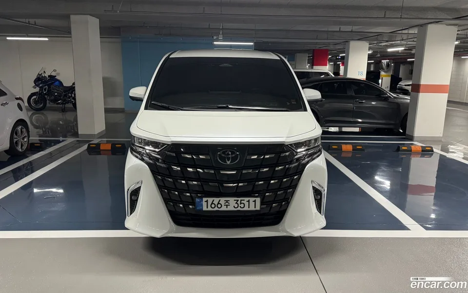 Toyota Alphard 2.5 HEV AWD 2025 — миниатюра 3