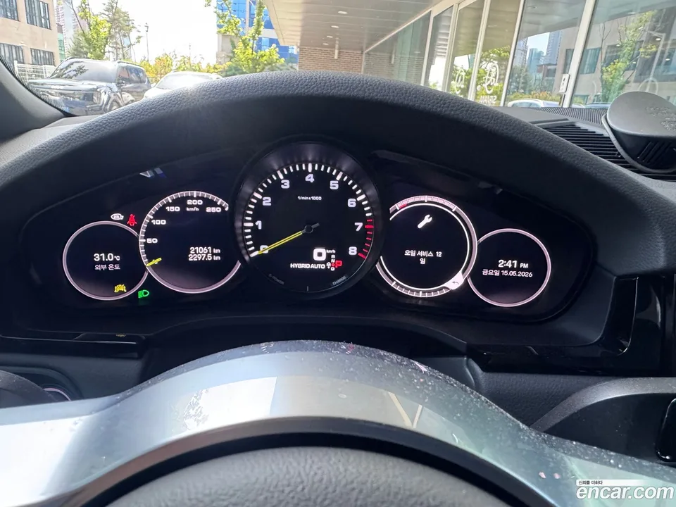Porsche Cayenne 3.0 E- 2023 — миниатюра 2