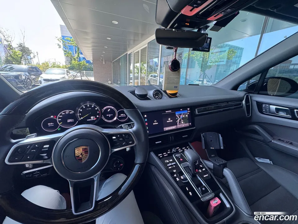 Porsche Cayenne 3.0 E- 2023 — миниатюра 4