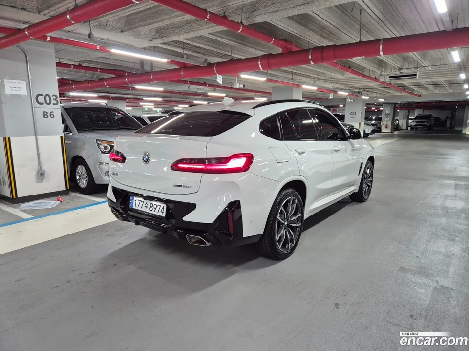 BMW X4 xDrive20i M 2025 — миниатюра 2